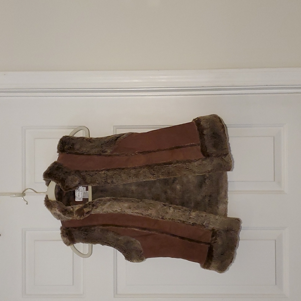Unique Piece! Soft furr vest. Worn twice.
